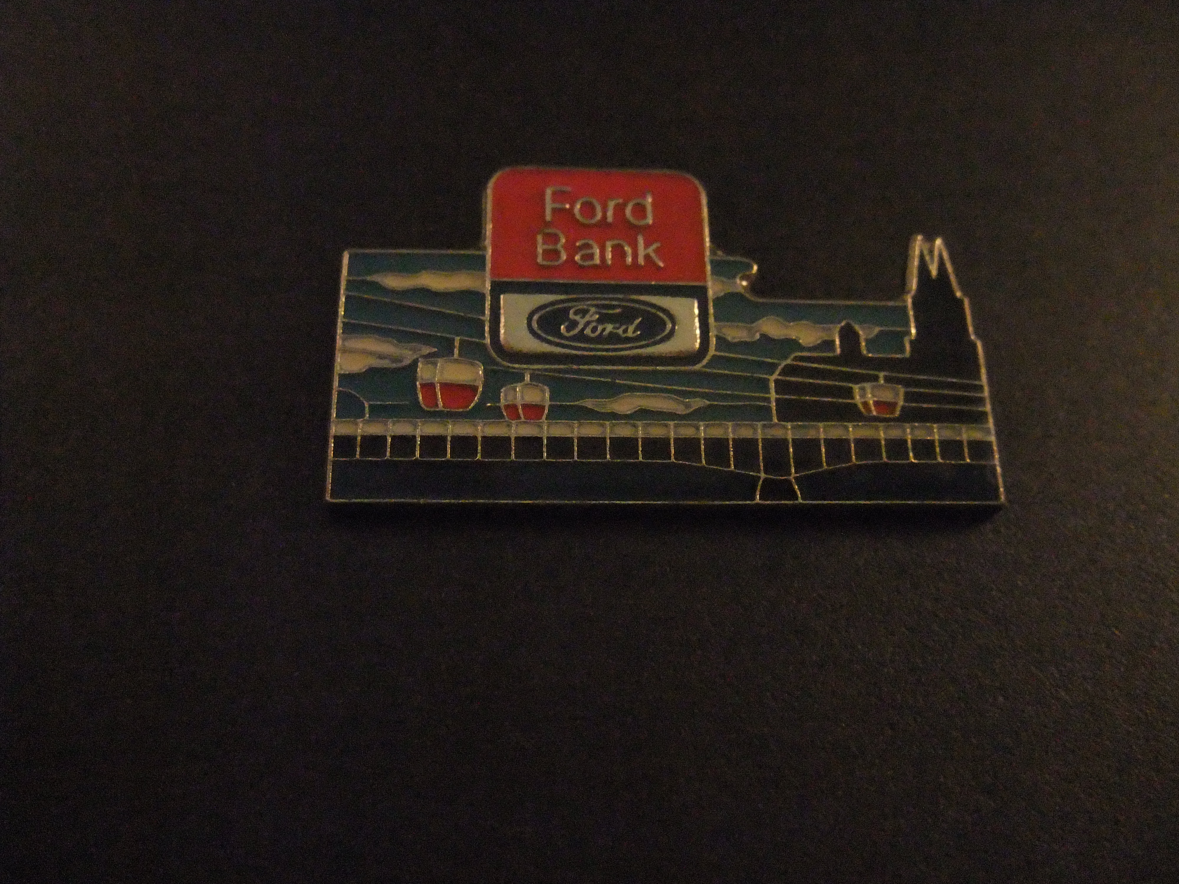 Ford Bank Ford Credit autofinanciering ( Kabelbaan over de Rijn in Keulen)